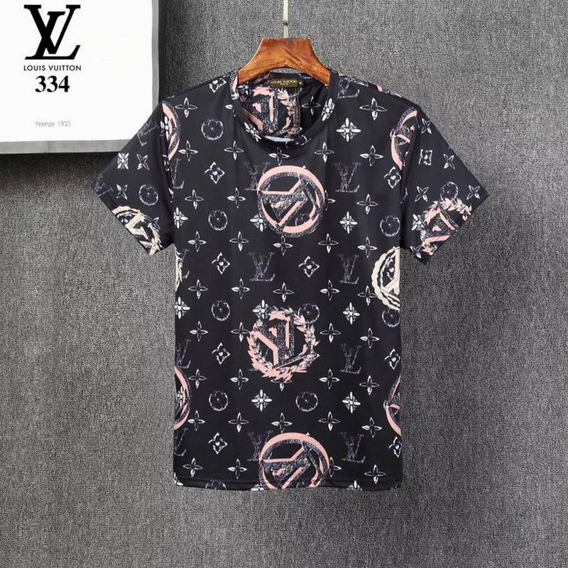 Louis Vuitton Men's T-shirts 527